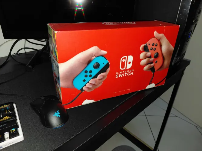 Nintendo Switch semi-novo