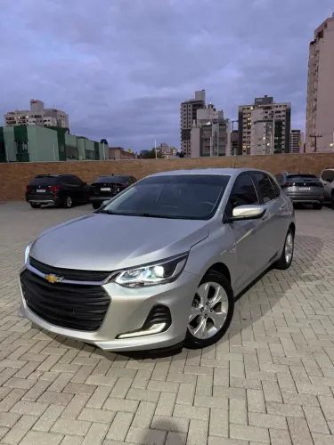 Chevrolet Onix Hatch Premier 1.0 12V TB Flex Aut. 4P 2021