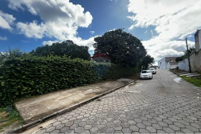Terreno Ideal em Itamaraju: 247m² no Centro!