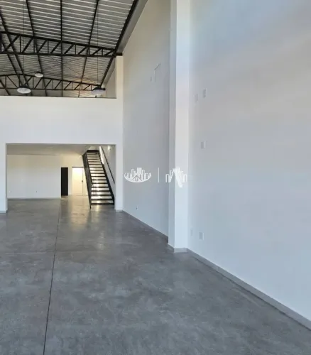 Loja para alugar, 115 m² por R$ 3.800,00/mês - Taua - Londrina/PR
