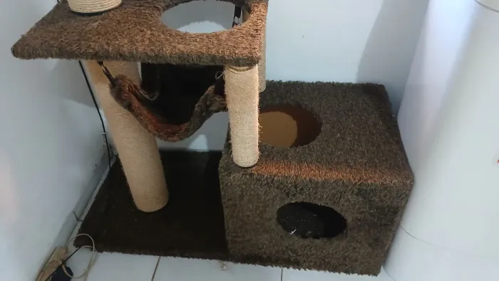 Arranhador/ Casa P/ Gato