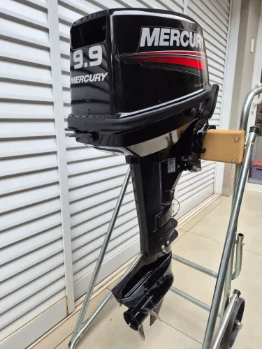 MOTOR DE POPA MERCURY 9.9 HP - 2022 - PRATICAMENTE NOVO