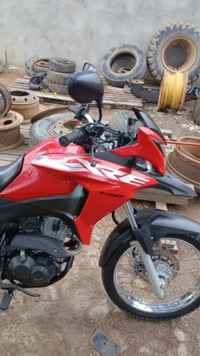 Vende-se moto
