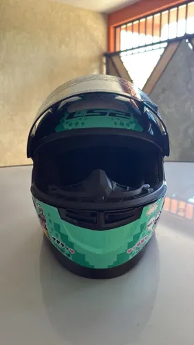 Capacete LS2 bullet