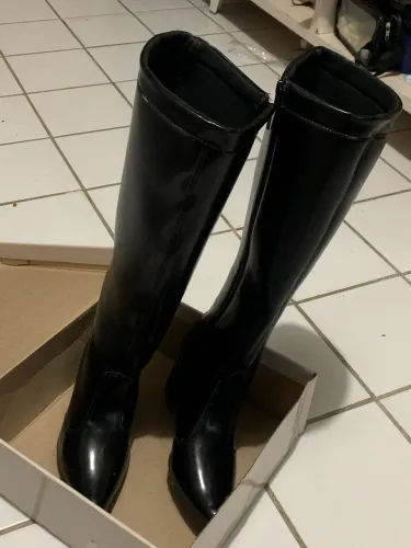 Bota NOVA ! perfeita para o São João 