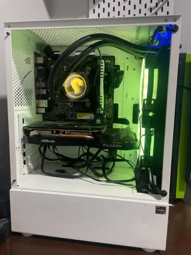 PC COMPUTADOR GAMER RYZEN 5600 RX 6600XT 32GB DDR4