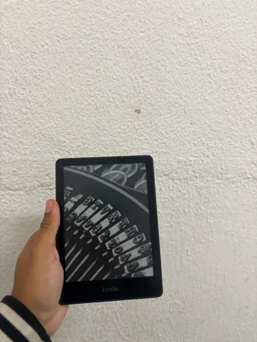 Kindle Paperwhite Signature Edition (11? geração)