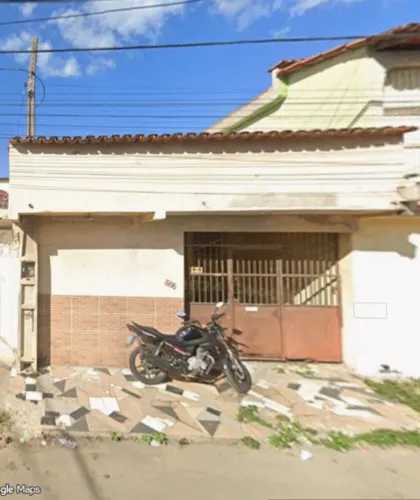 Casa Independente 2 quartos quintal garagem