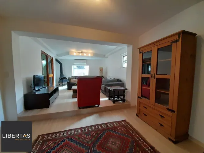 Apartamento, 2 suítes com 200 m², Bela Vista