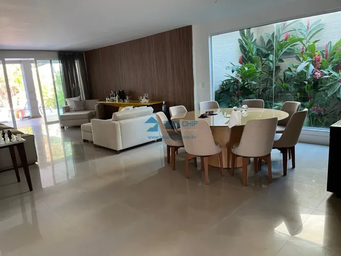 Casa à Venda no Condomínio Quintas do Rio - Barra da Tijuca, com 6 Quartos, 4 suítes por R