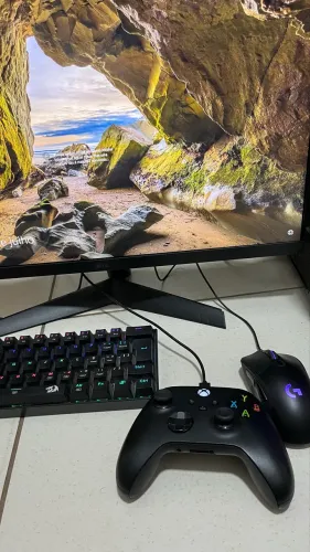 MONITOR LG 180hz