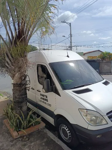 Van Sprinter furgão, entregas em BH, grande BH e inter estaduais.