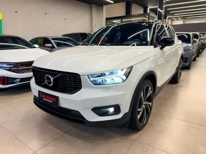 Volvo XC40 XC 40 T-5 Híbrido R-design 1.5 262cv FWD 2021
