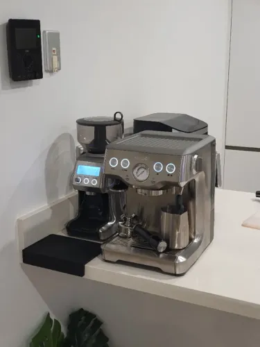 Breville Cafetera + Molinillo (p/ Argentina) Original Australia 220V/50Hz