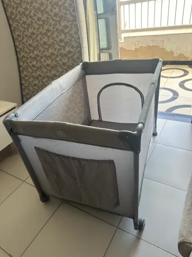 Berço portátil regula tamanho 