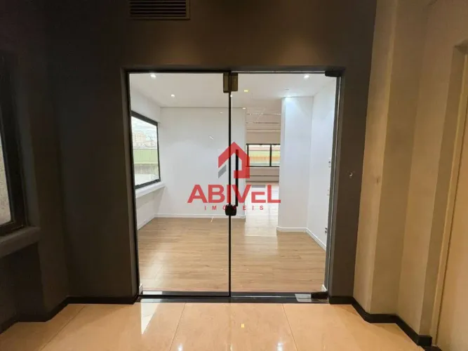 Sala Comercial 175m² com Divisões no West Tower I - Água Branca