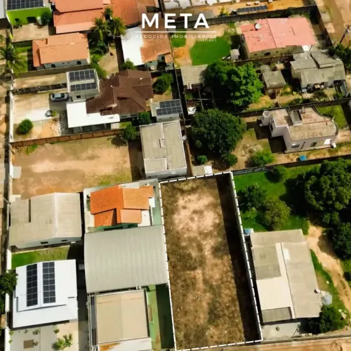 VENDE-SE TERRENO COM EXCELENTE POTENCIAL DE INVESTIMENTO NO BAIRRO CARANÃ