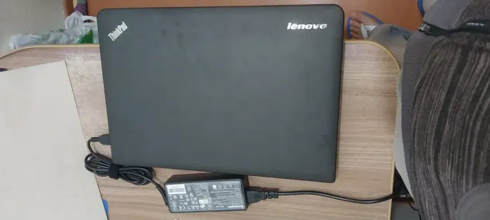 Notebook Lenovo ThinkPad E431 Core i7  2° Geração Bateria 2:00 Hs R$ 880,00