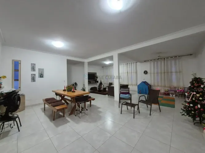 Vendo Excelente Casa Ampla No Bairro Boa Esperança Com Piscina e 5 Suítes