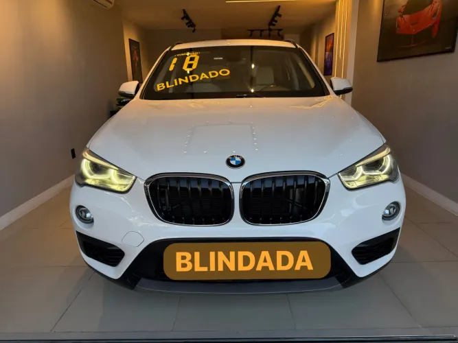 BMW X1 Sdrive 20I X-line 2.0 TB Active Flex 2018