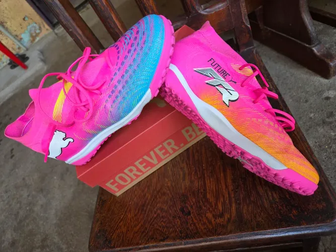 Chuteira socyety Puma future 9