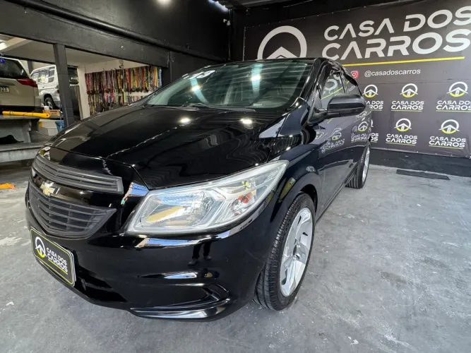 Chevrolet Onix 1.0 MPFI LS 8V Flex 4P Manual 2013