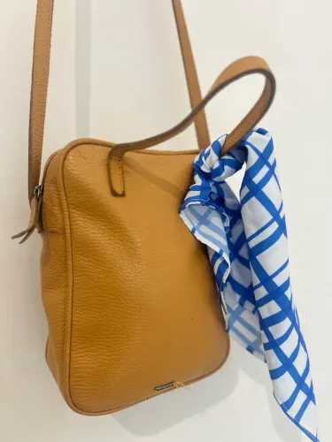 Bolsa Via Mia Original Transversal Caramelo