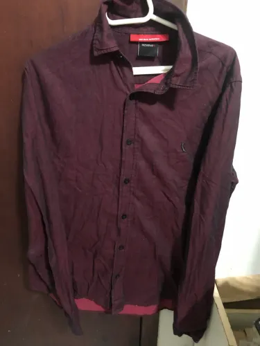 Camisa social Reserva original Tamanho P 16-20 anos 