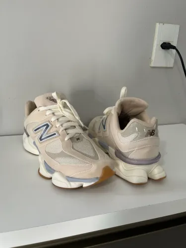 Tênis New Balance 9060