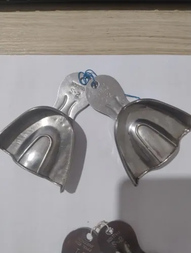 Moldeiras lisas em aço inox para prótese dentária 