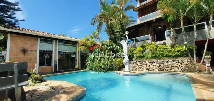 Casa de condomínio em ALAMEDA TUCANO - Recanto da Serra - Esmeraldas/MG