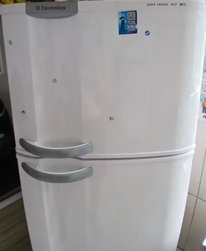Geladeira Electrolux, Super Freezer DC37