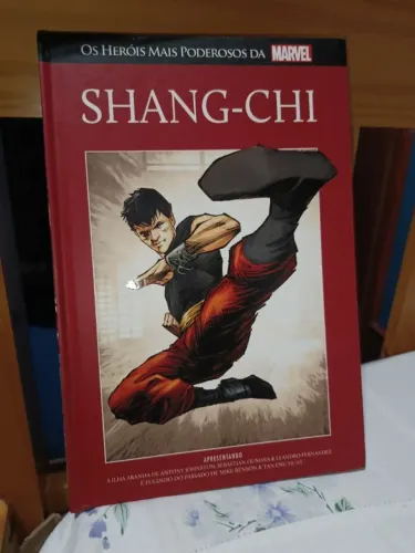 HQ Shang-Chi Capa Dura + Brinde - Excelente Estado