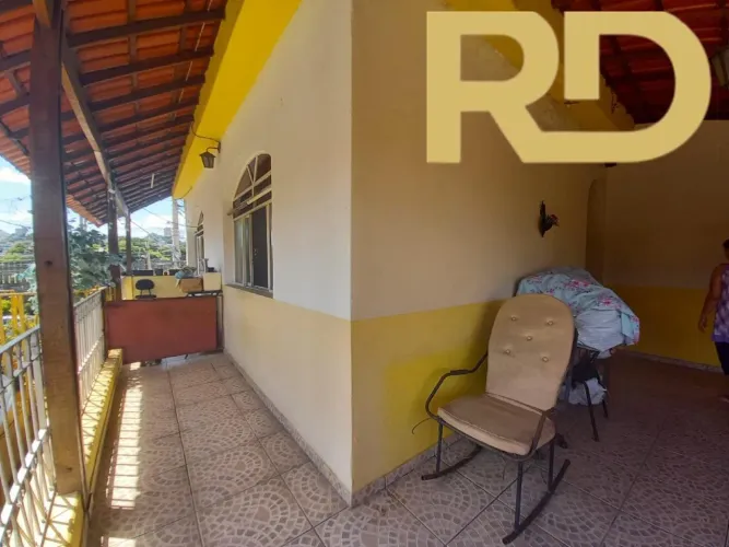 Casa à venda no Horto Florestal, BH  3 quartos, 174 m² internas e 3 vagas