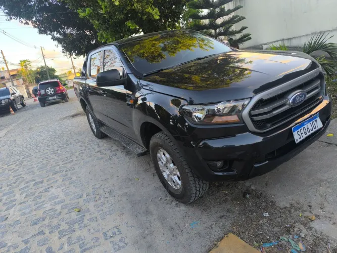 Ford Ranger XLS 2.2 4X2 CD Diesel Aut. 2023