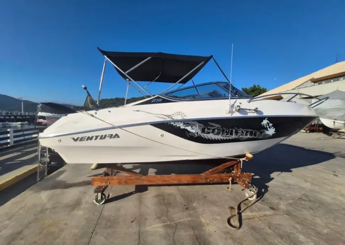 Ventura 215 Cab - 2014 x1 Mercury 150 HP ñ Phantom Focker Real Nx Fs Triton