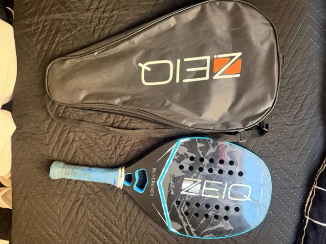 Raquete Beach Tennis ZEIQ Silverback Original + Capa | Estado de Nova