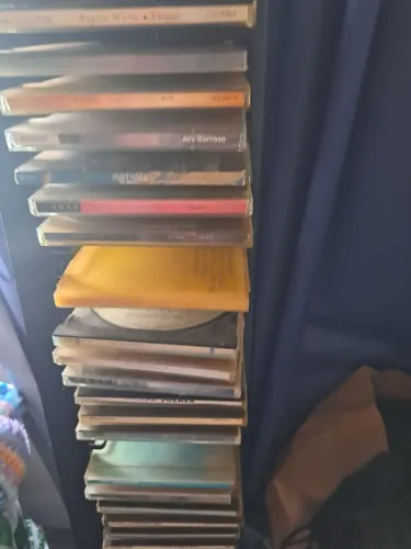 Porta CDs com 48 