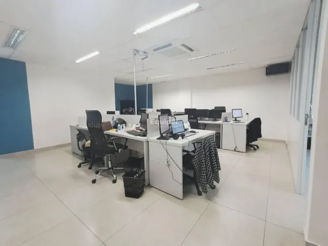 Sala comercial para locação no Lourdes / 1 vaga / 90 m²