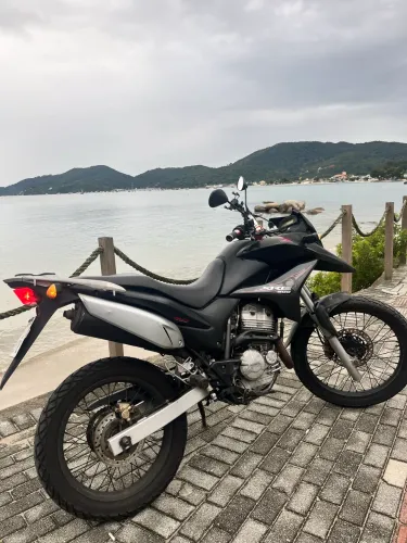 XRE 300 2011 impecável