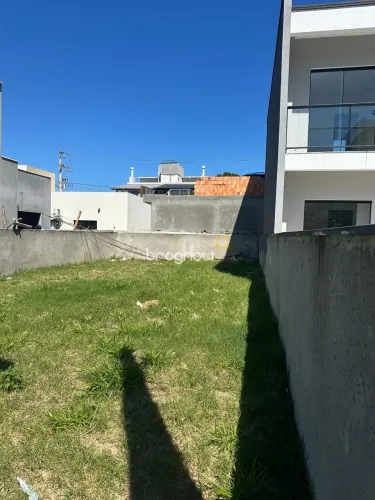 Excelente terreno na Praia dos Ingleses.