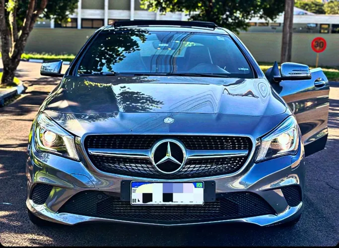 Mercedes-Benz CLA-200 Vision 1.6 TB 16V Flex Aut. 2015