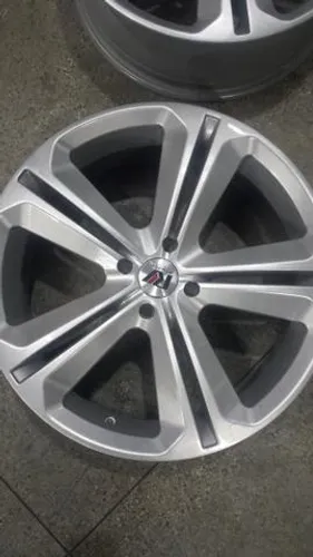 Roda aro 18 Tiguan Prata VW gol 4X100 jogo novo