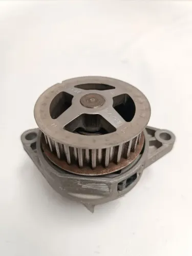 Bomba Água | Volkswagen Fox / Gol / Voyage / Saveiro | 1.0 / 1.6 - (Usada/Original)