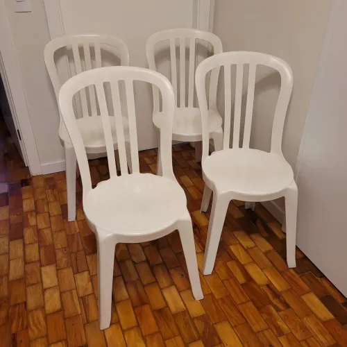 VENDO 4 CADEIRAS GROSFILLEX