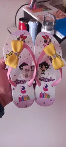 Sandalias infantis personalizado