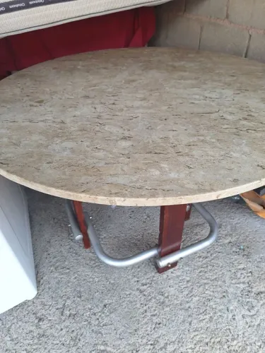 mesa granito excelente com base em madeira maciça