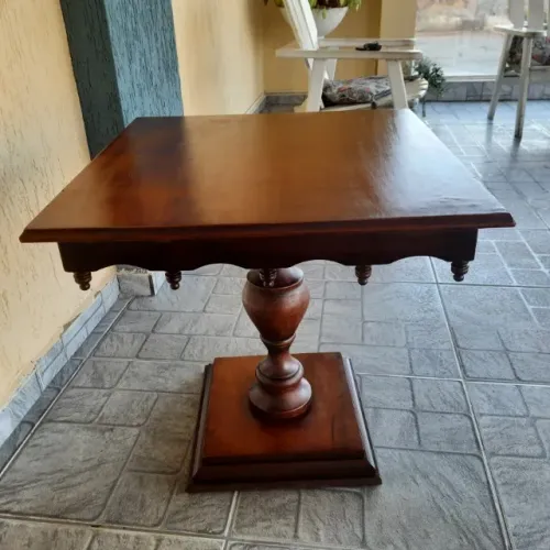 mesa auxiliar em madeira de lei maciça / mesa antiga / antiguidade