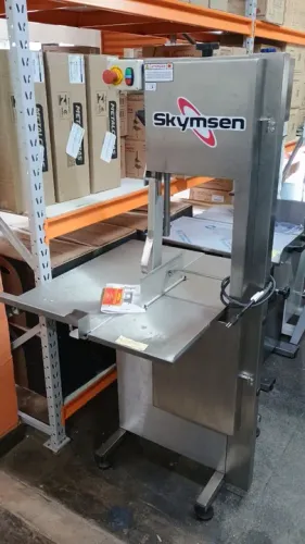 Máquina de Cortar Carne Industrial - Skymsen - Nova 
