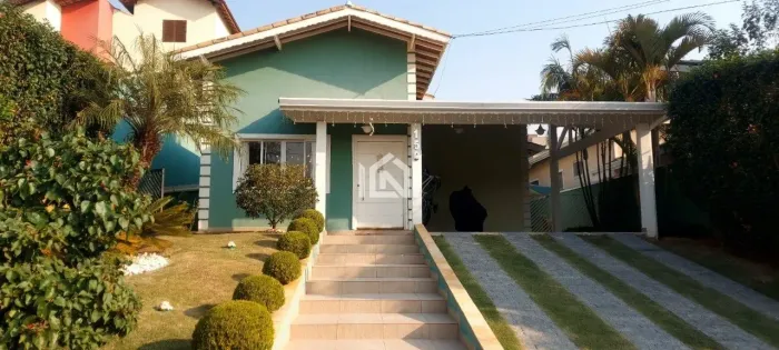 Casa à venda no condomínio Paysage Serein.